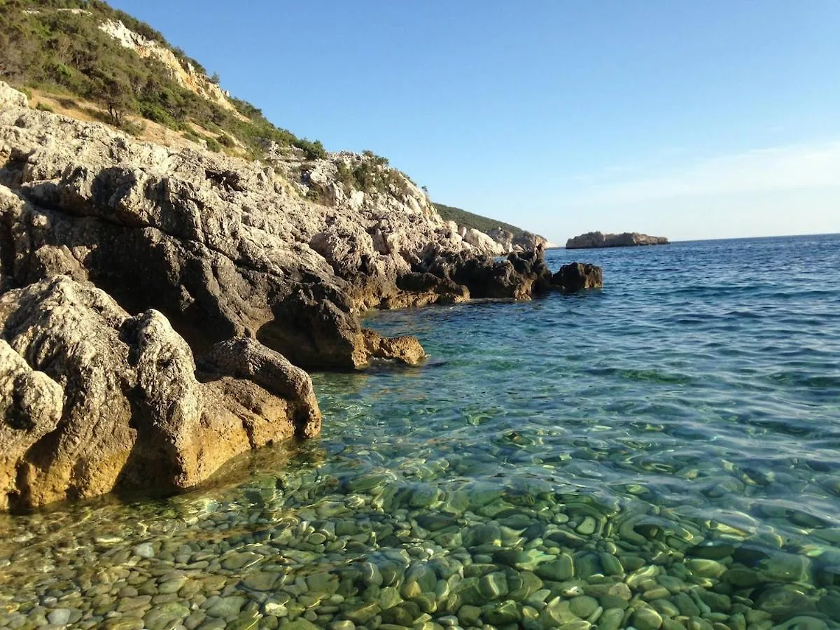 Beautiful Villa On A Small Island Mali Losinj
